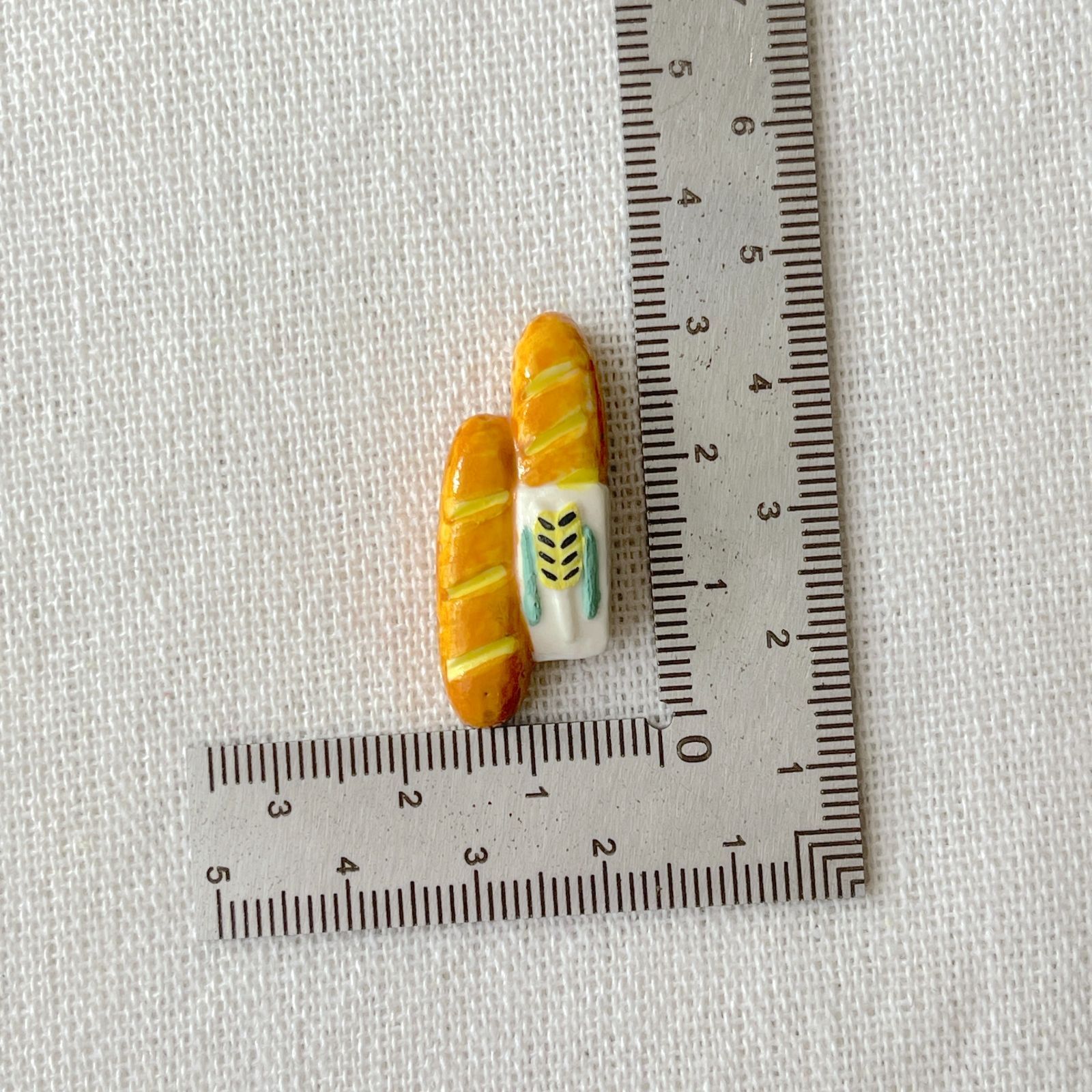 フェーヴ バゲット フランス フェーブ ミニチュア陶器 m-0498 - メルカリ