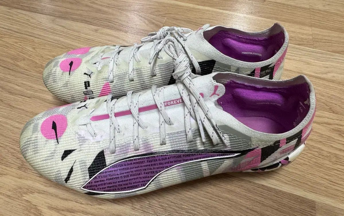 プーマ サッカーシューズ ウルトラ5 アルティメット FOREVER FG 260 mm