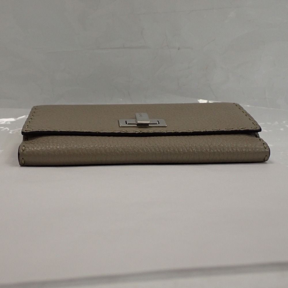 Th663562 フェンディ 二つ折り長財布 Wホック ターンロック セレリア