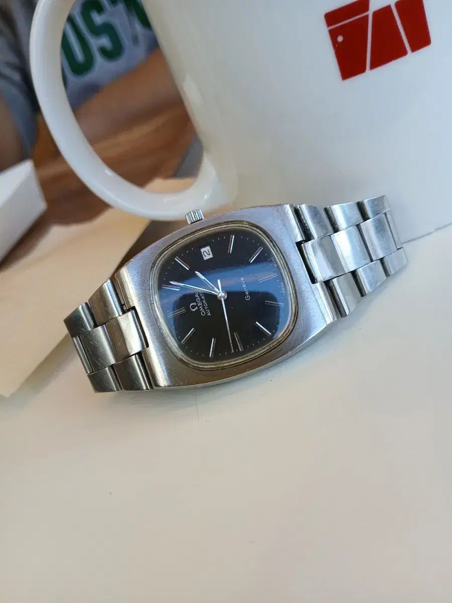 オメガ プーさんMEGAサイズ 自動