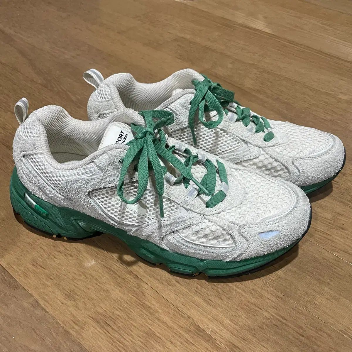 フィラ レインジャー ライト インターナショナル スニーカー 270