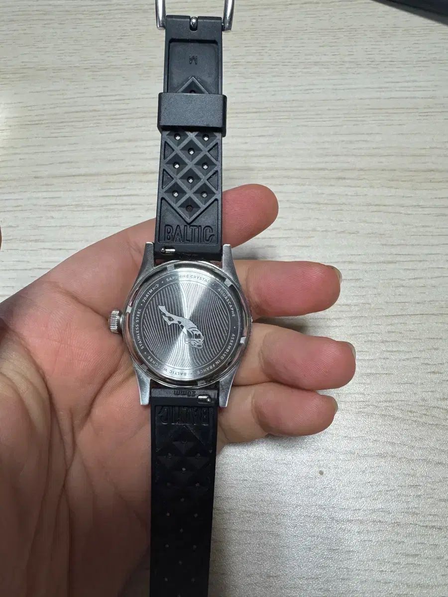 バルティック アクア スカーフ 68万円