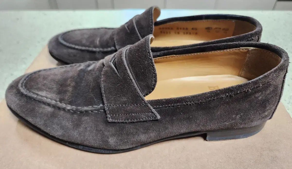 40 Berwick バーウィック 1707 5123 ブラウン スウェード ローファー