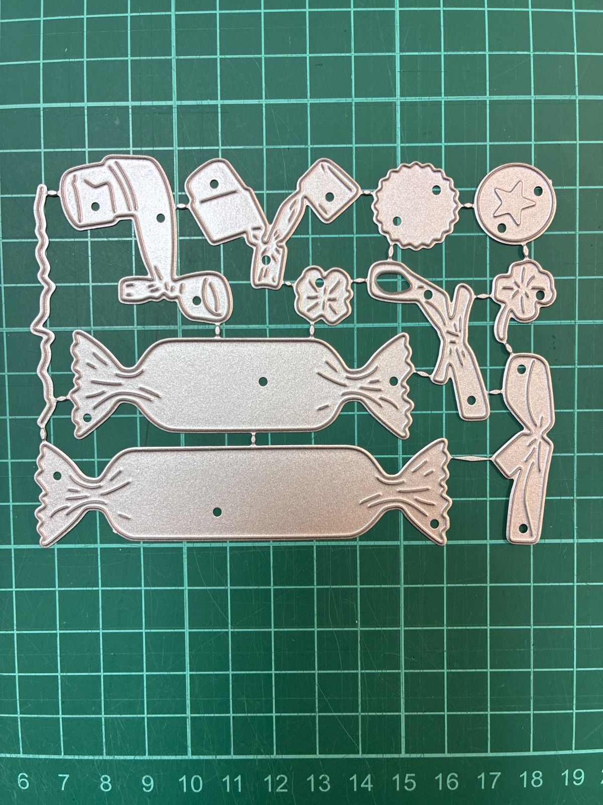 カッティングダイ キャンディラベル 4029 - メルカリ