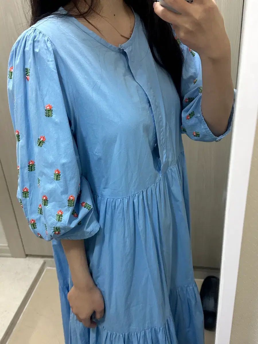 OILILY フラワー刺繍 ロング丈ワンピース