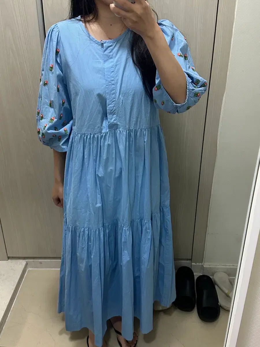 OILILY フラワー刺繍 ロング丈ワンピース