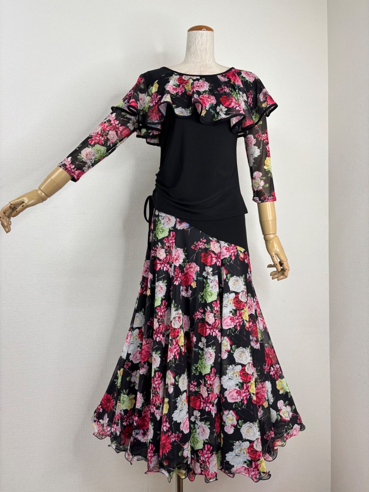 新品》社交ダンス ブラック ソフトメッシュ ケープフリルデザイン