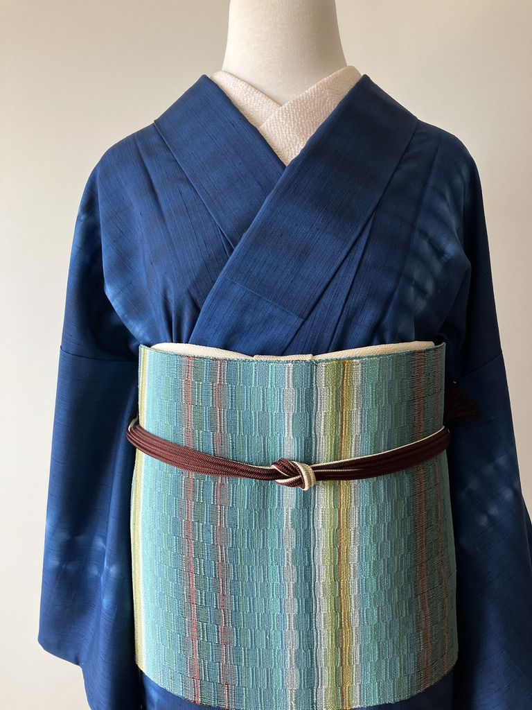 藍色 絞り縞模様 袷紬 正絹 大きめサイズ［K178］ - メルカリ