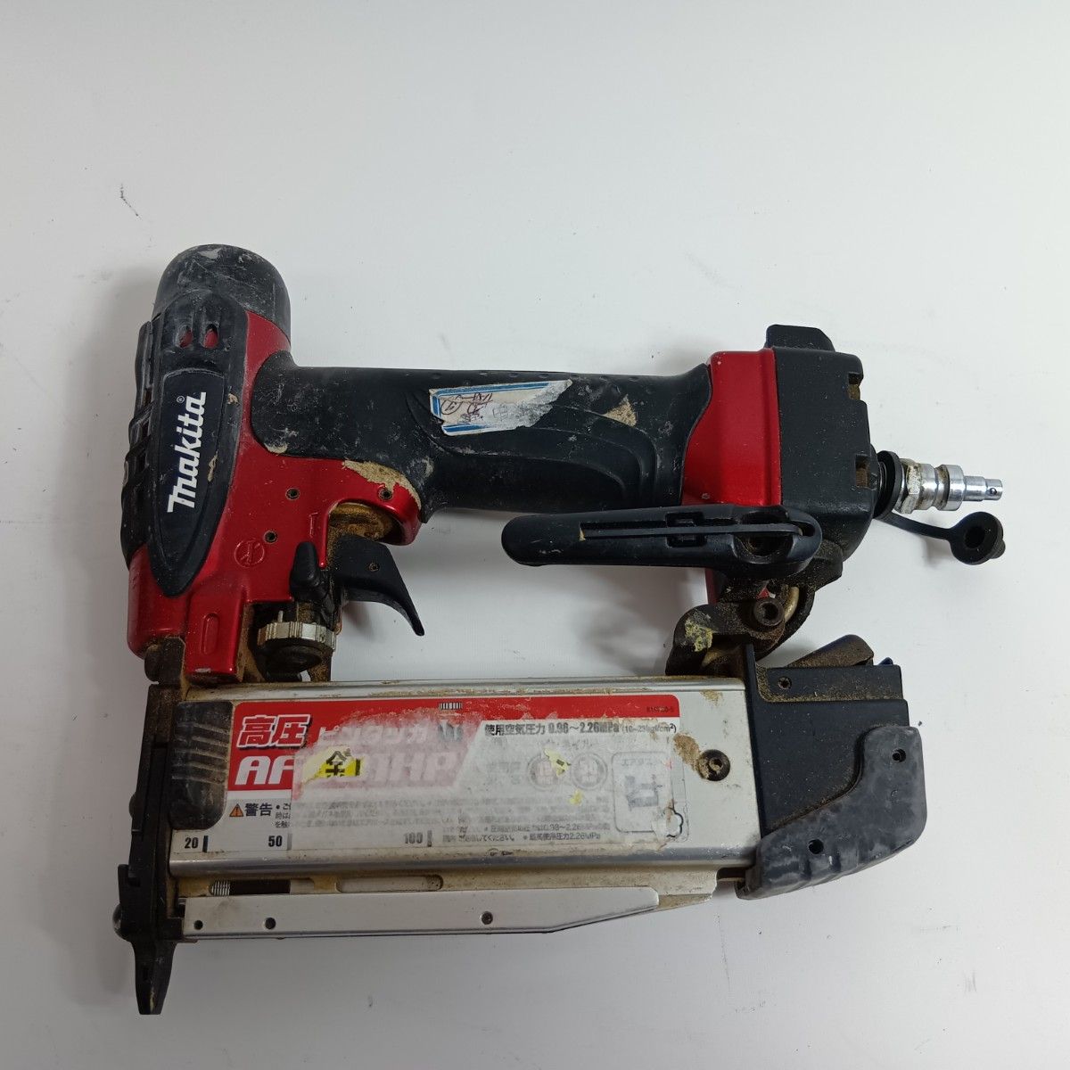 MAKITA マキタ エアタッカ AF 501 HP レッド 程度C 本体のみ 高圧 50 mm キズ ヨゴレ有