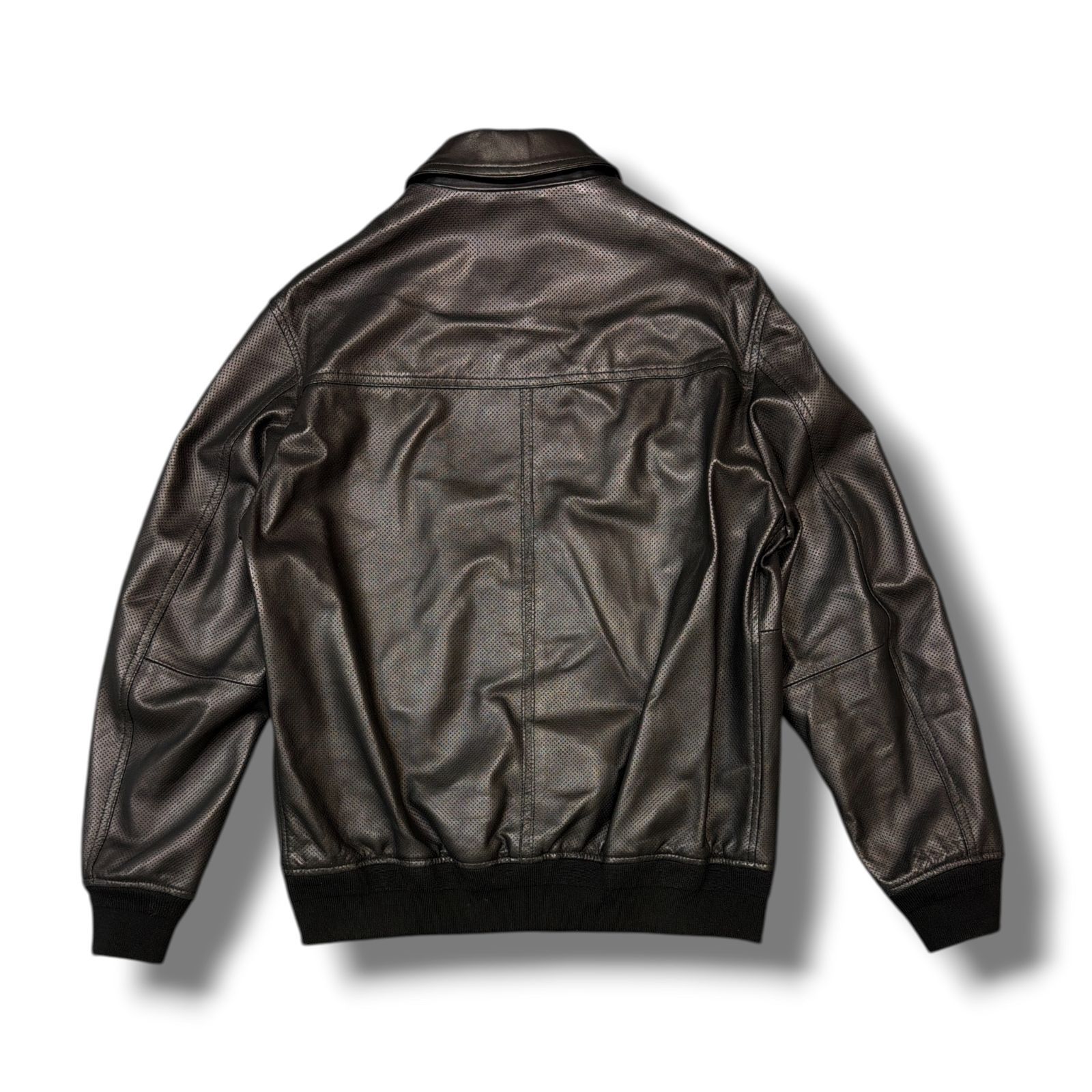 参考上代231000円 未使用 EMMETI 25SS AKRON PUNCHING NAPPA CERATA