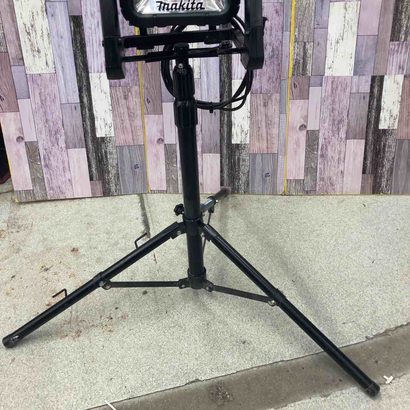  マキタ makita コードレスLEDスタンドライト ML 805 キャンプ用品 GPS その他 ライト ランタン