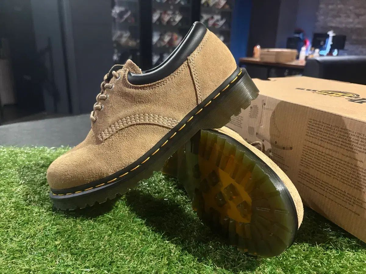 270 DR MARTENS ドクターマーチン ベージュ 20 以上割引