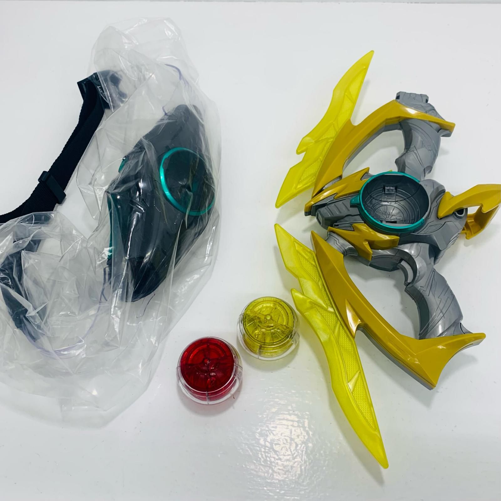 飾磨店】 中古 変身ベルトDXゼッツドライバー＆イナズマブラスター