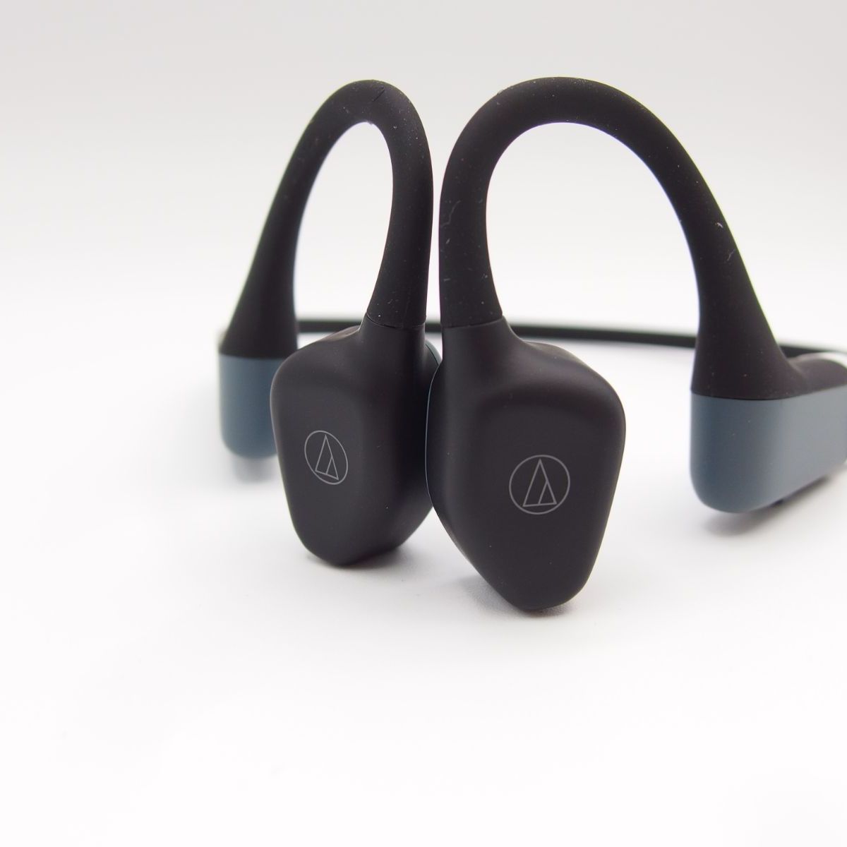 ☆audio technica オーディオテクニカ ワイヤレス 骨伝導 ヘッドホン