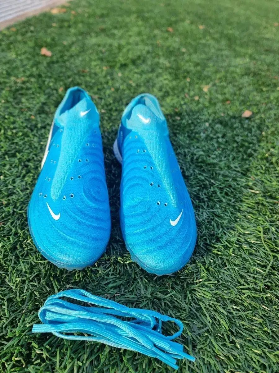 ナイキ FANTOM GX 2 サッカーシューズ 245