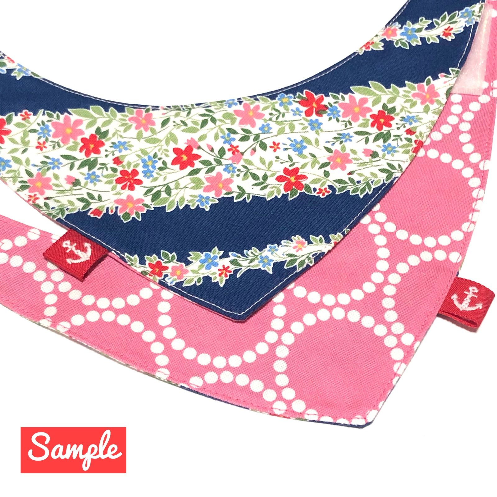 ☘️No.2827☘️ 犬猫用 リバーシブル バンダナ スタイ XSサイズ 花柄