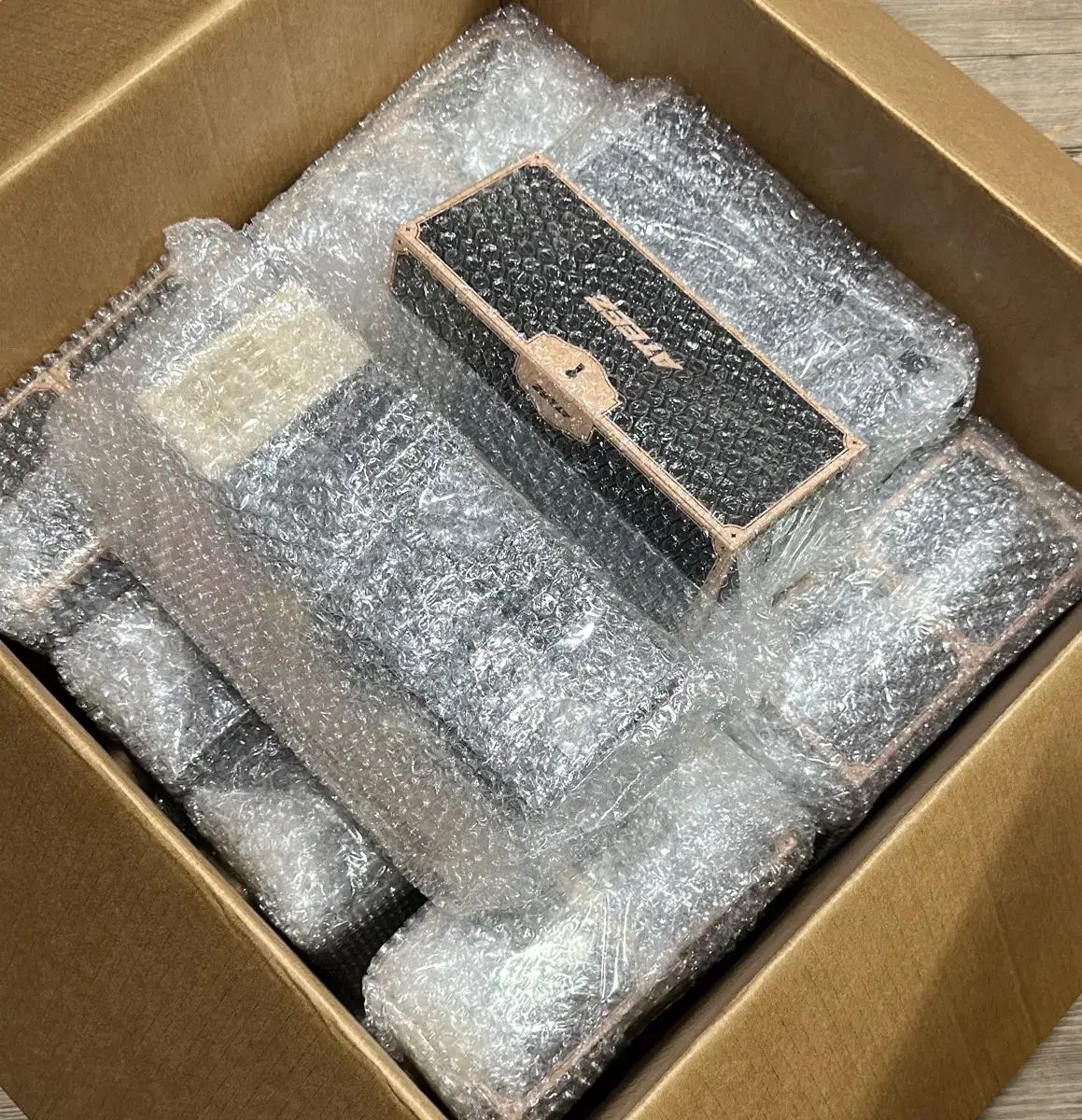 ATEEZ エイティーズ アチズ 応援棒