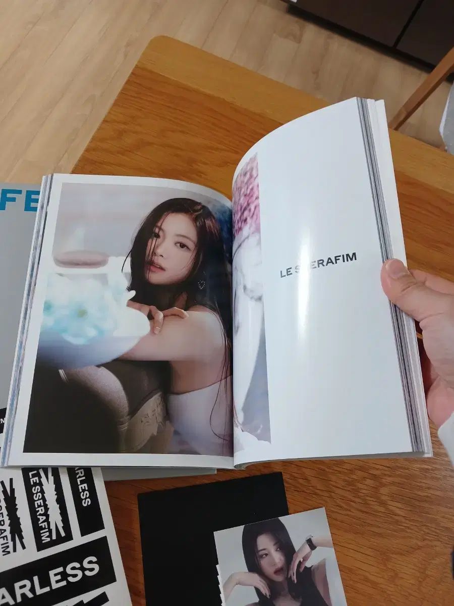 LE SSERAFIM（ルセラフィム）アルバム（トレカなし） - メルカリ