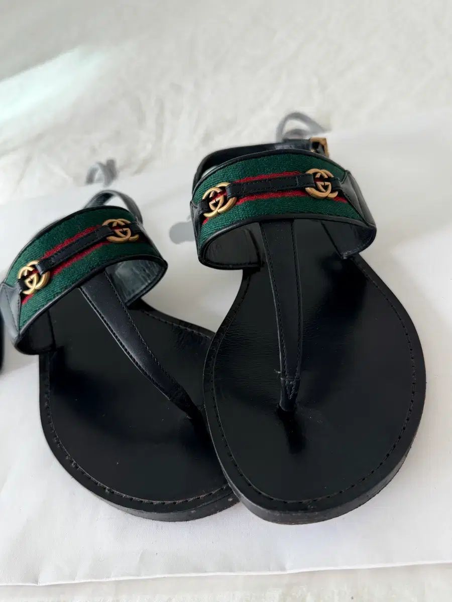 グッチ GG オフィディア フリップフロップ ビーチサンダル