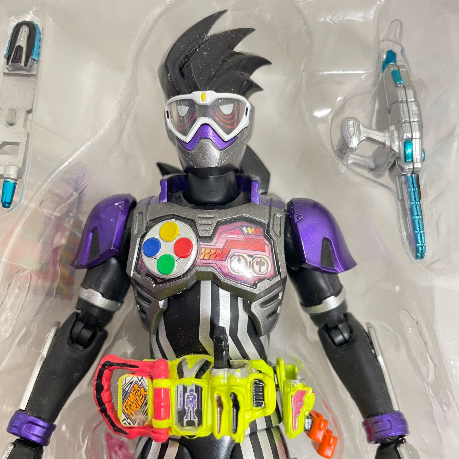 三沢店44-18-260102] 仮面ライダーゲンム [三沢店44-14-260102] S.H.