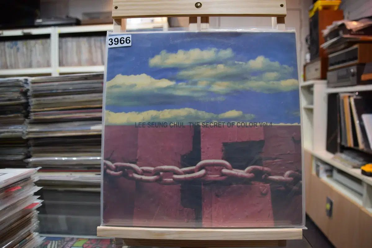 イ スンチョル 4 家 色の中 秘密