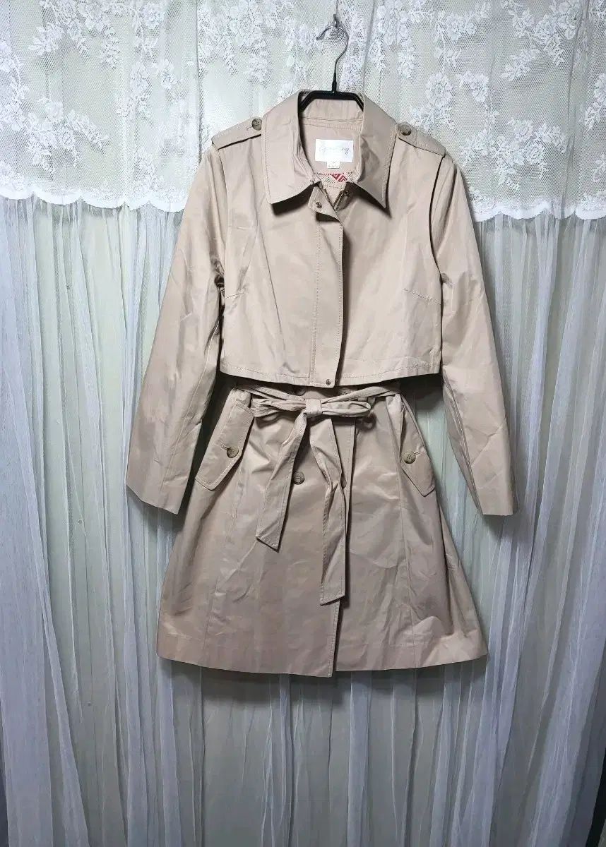 イ ホニョン トレンチコート兼 ONE PIECE とベスト ジャケット セット