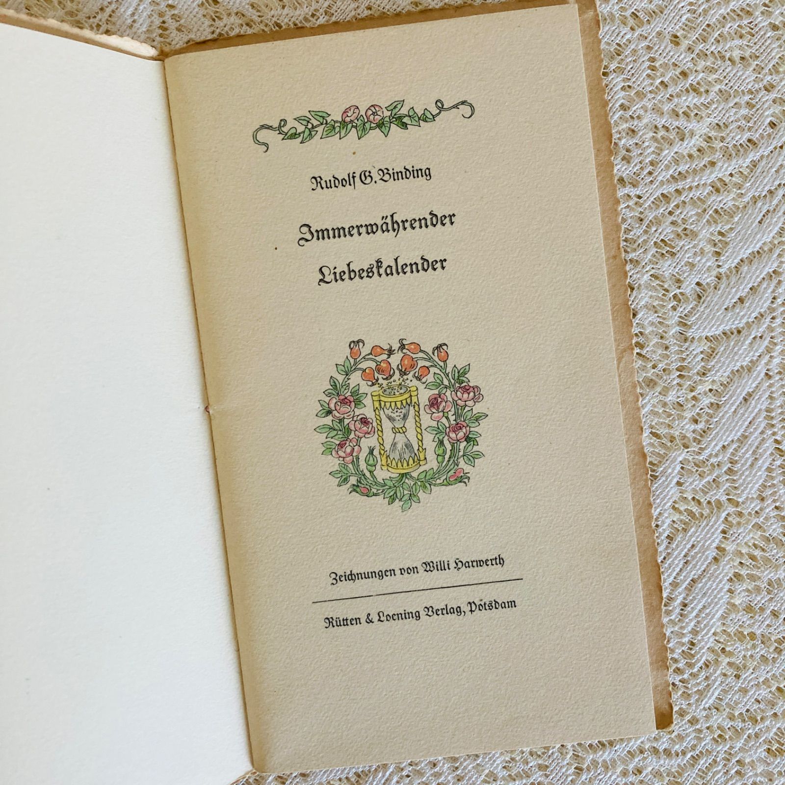 ドイツのヴィンテージ詩集 クラシカルな書体と繊細な挿絵 インテリア