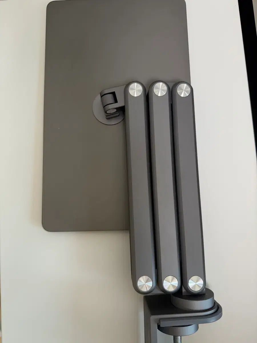 ナイキ アイパッド 磁気 がん スタンド M 4 5 プロ 13 インチ 適合