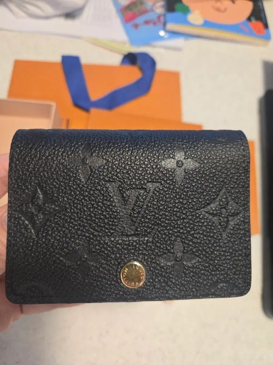 ルイヴィトン カードウォレット ブラック