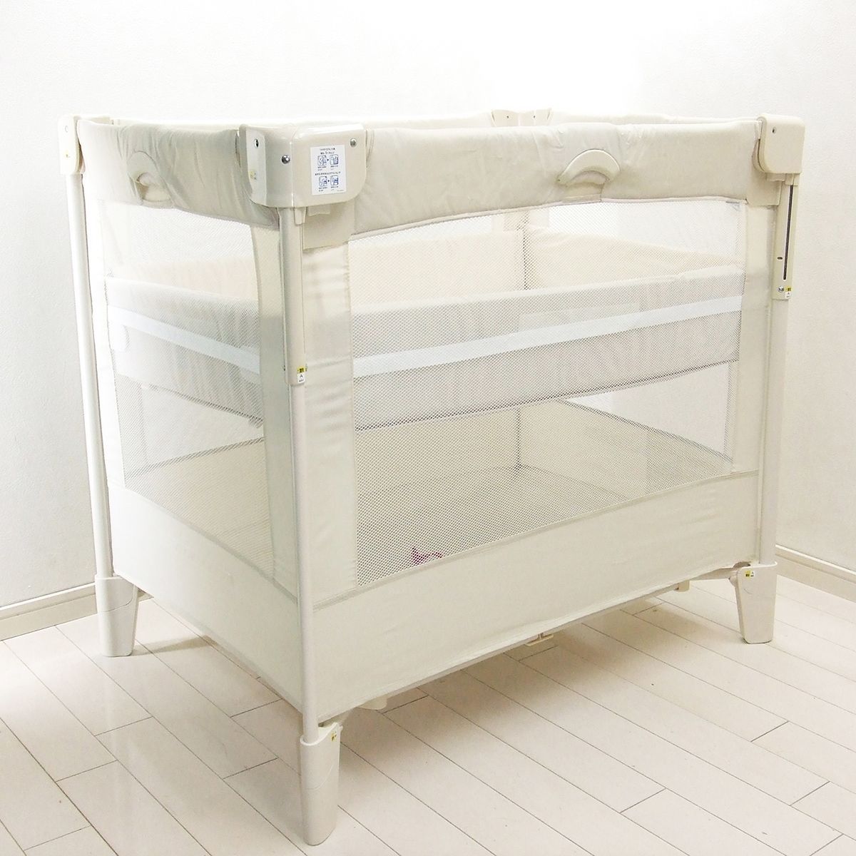 綺麗 ベビーベッド アップリカ ココネル Aprica COCONEL コンパクトに