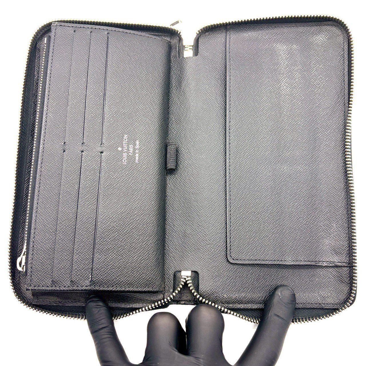 もう、普通では満足しない】 LOUIS VUITTON ジッピーオーガナイザー 長