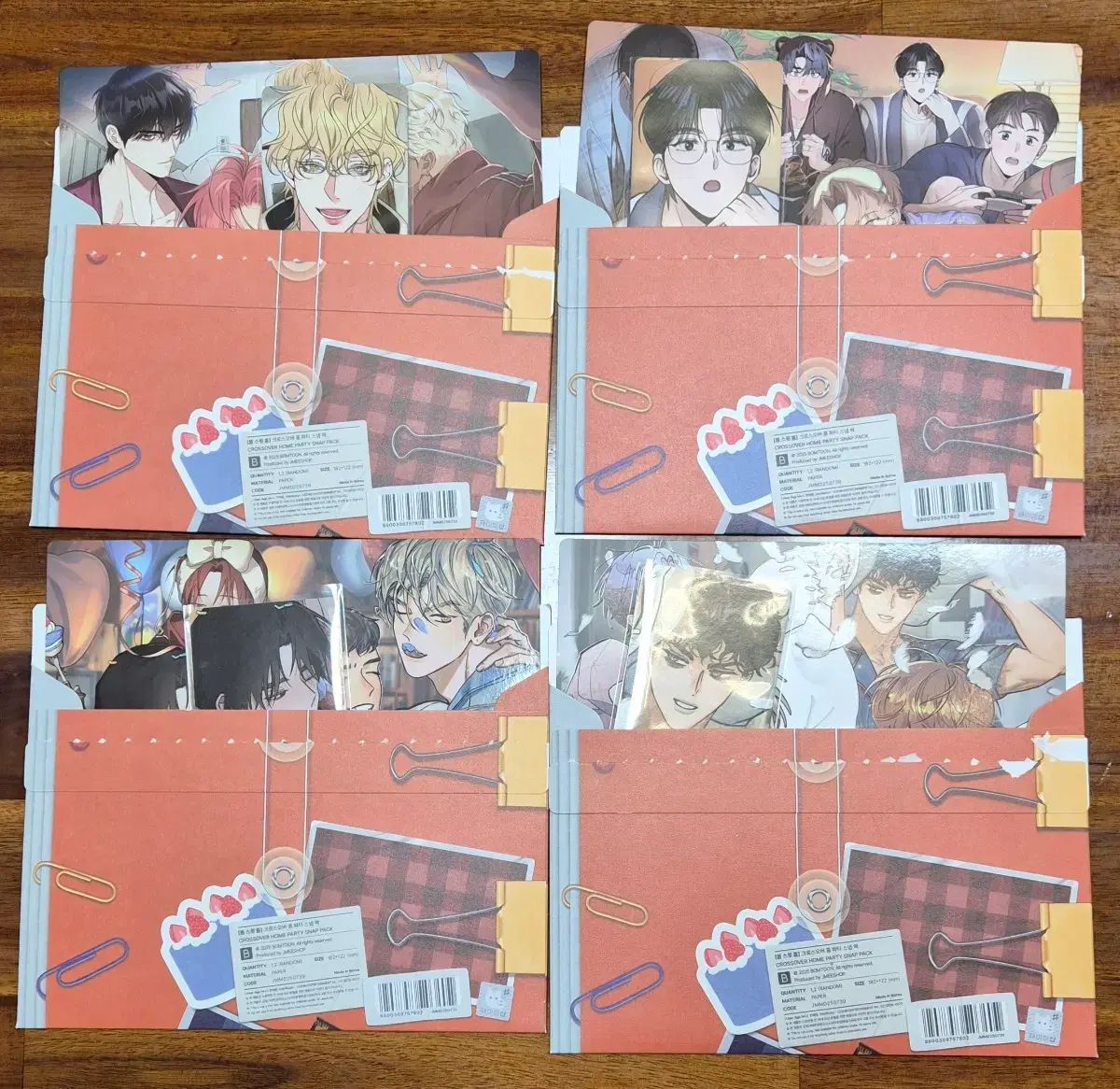 BOMTOON スナップパック ビデオカメラ キーホルダー ステビ ハニートラブル ～甘い罠にはご用心を!?～ デニムレイ バッグアップ 종가 ブレーカー