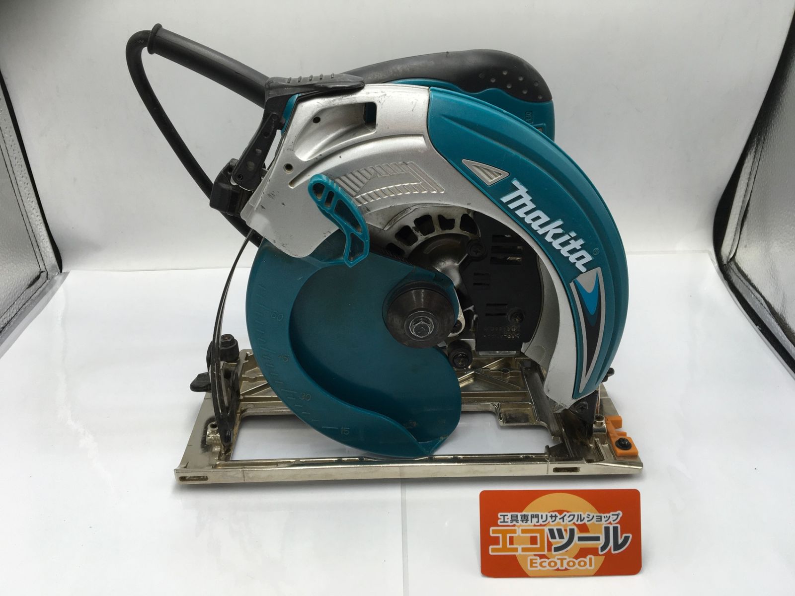 品 Makita マキタ 5837 BA 190 mm電気マルノコ アルミベース IT_G 0 R 2 K 知立 M 04