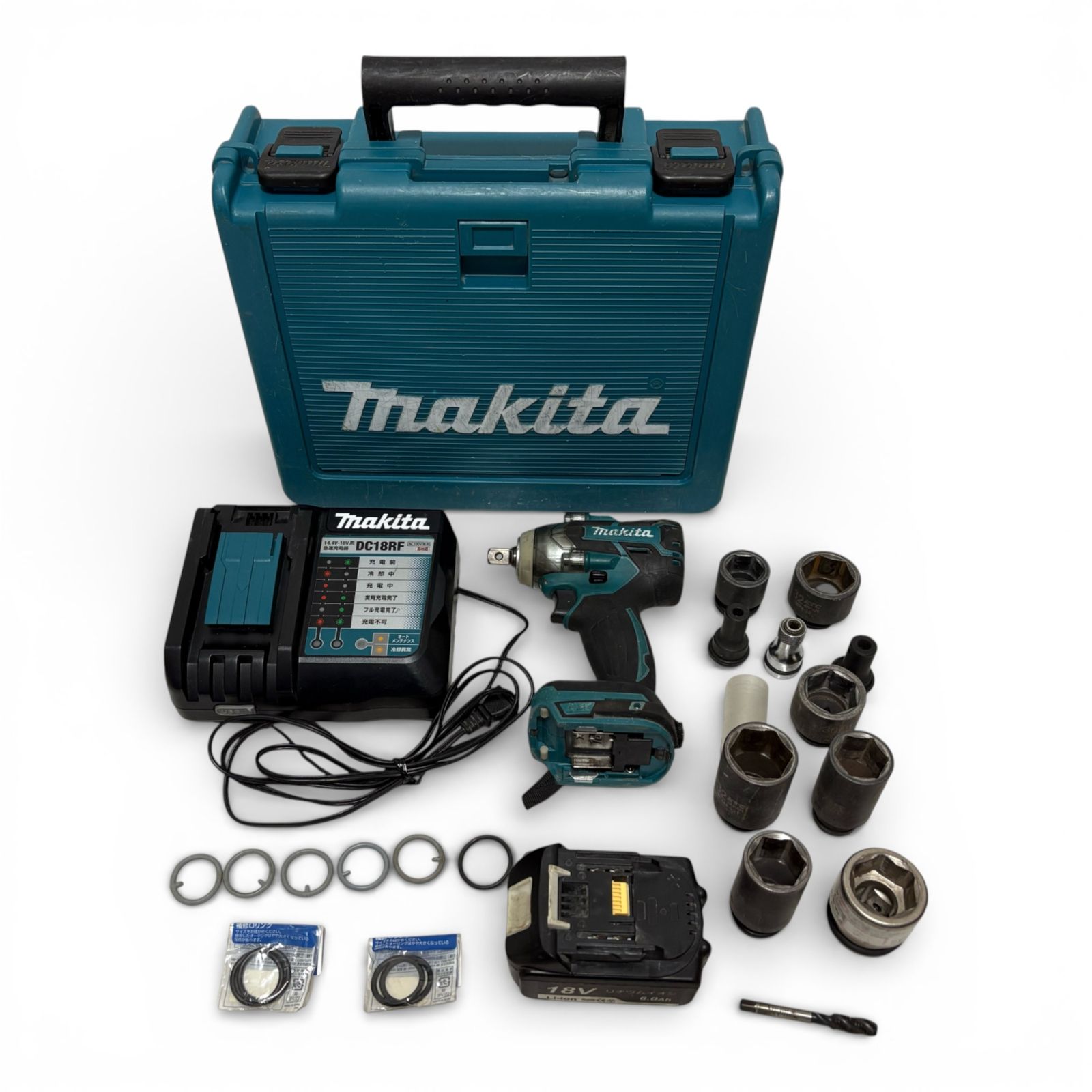 マキタ makita 充電式インパクトレンチ 18 V 4 0 Ah バッテリー非 アダプター ビット付属 2000 3244