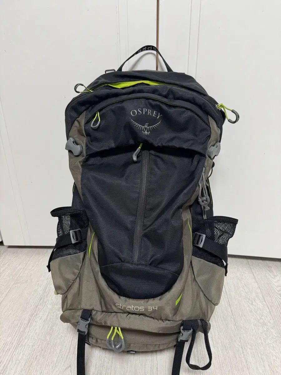 オスプレイ OSPREY ストラトス 34 登山 リュックサック M L 登山バッグ