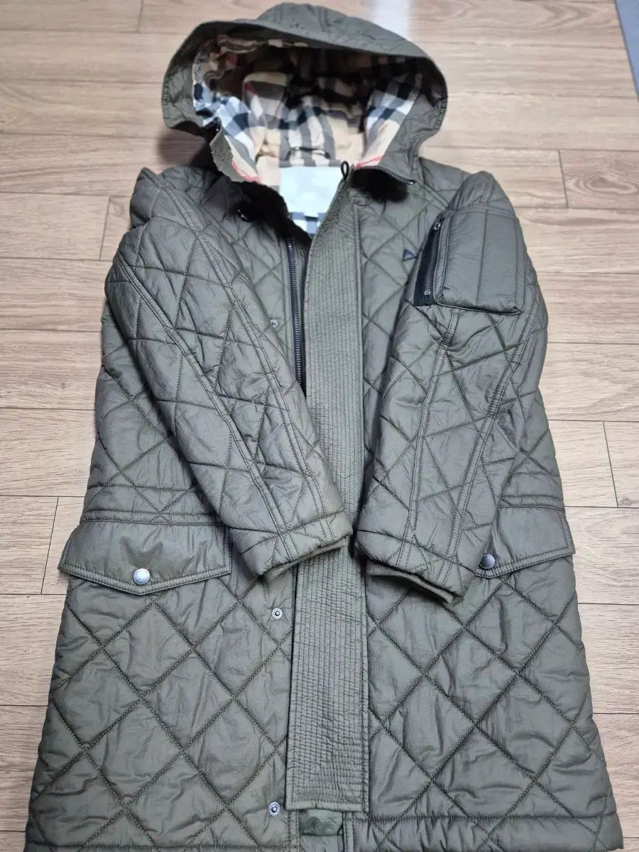 バーバリー キルティング WHO ロング コート キッズ 14 y