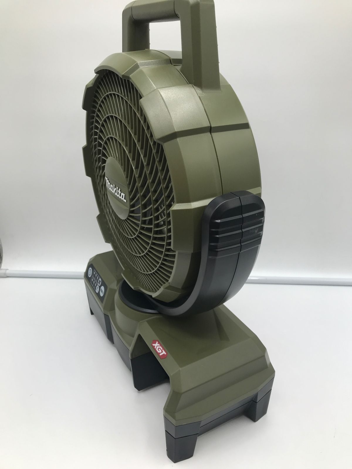 未使用】Makita/マキタ CF001GZO ☆ 40Vmax充電式首振りファン