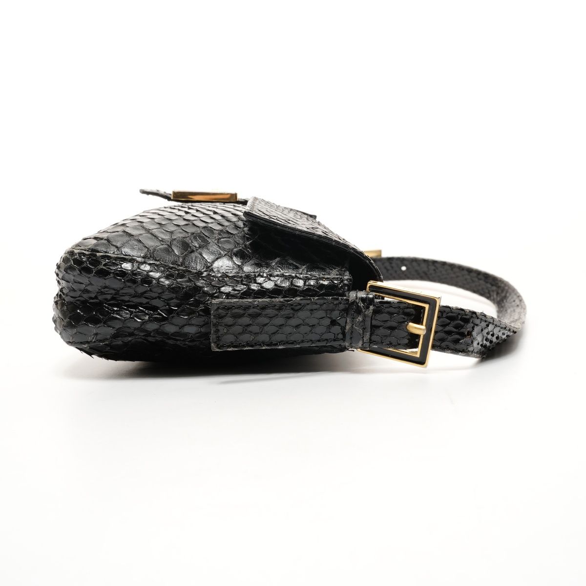 FENDI フェンディ ショルダーバッグ パイソン マンマバケット【中古