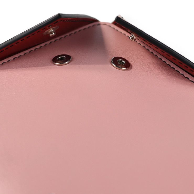 新品未使用展示品 Alexander McQueen アレキサンダーマックイーン