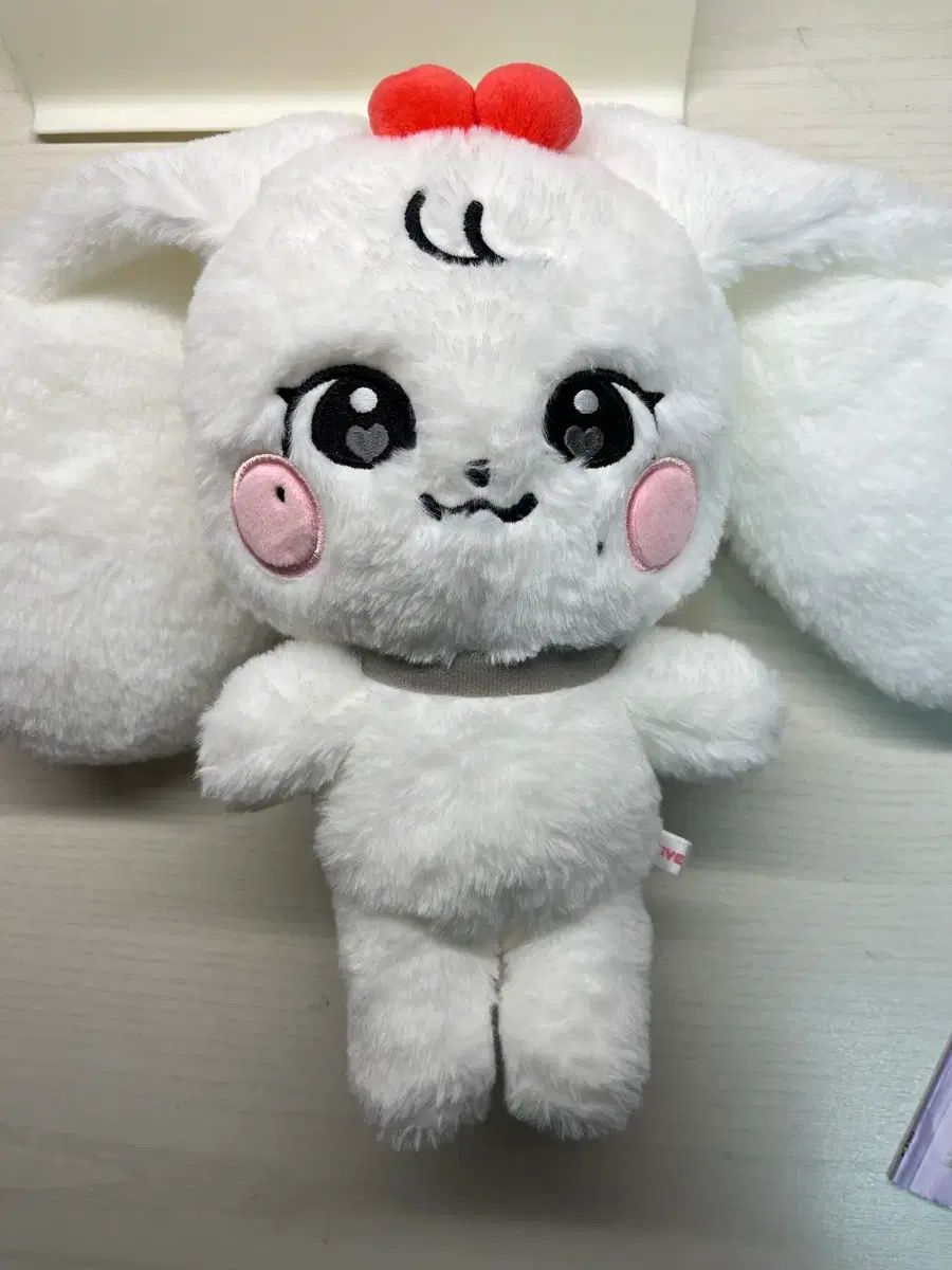 IVE アイヴ トレカ さくらんぼ ぬいぐるみ トレカはおまけ付き 3