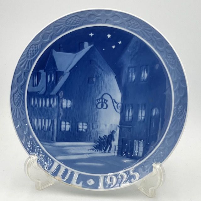 欠けあり】 ロイヤルコペンハーゲン イヤープレート 1925年 「Street