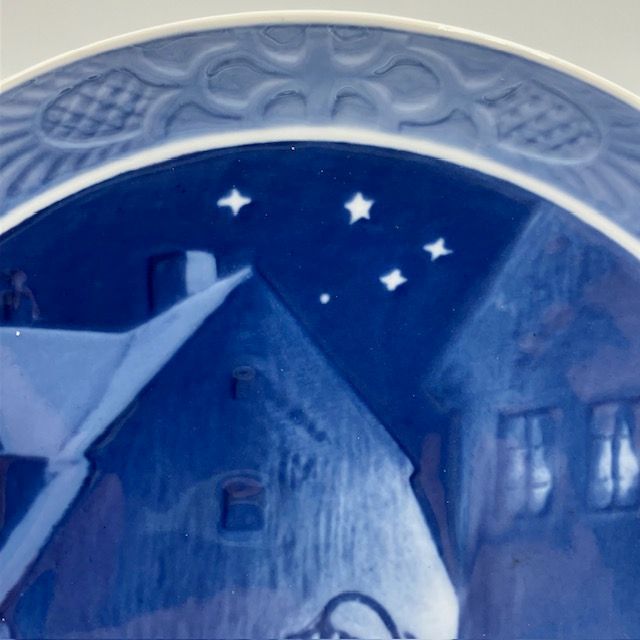 欠けあり】 ロイヤルコペンハーゲン イヤープレート 1925年 「Street