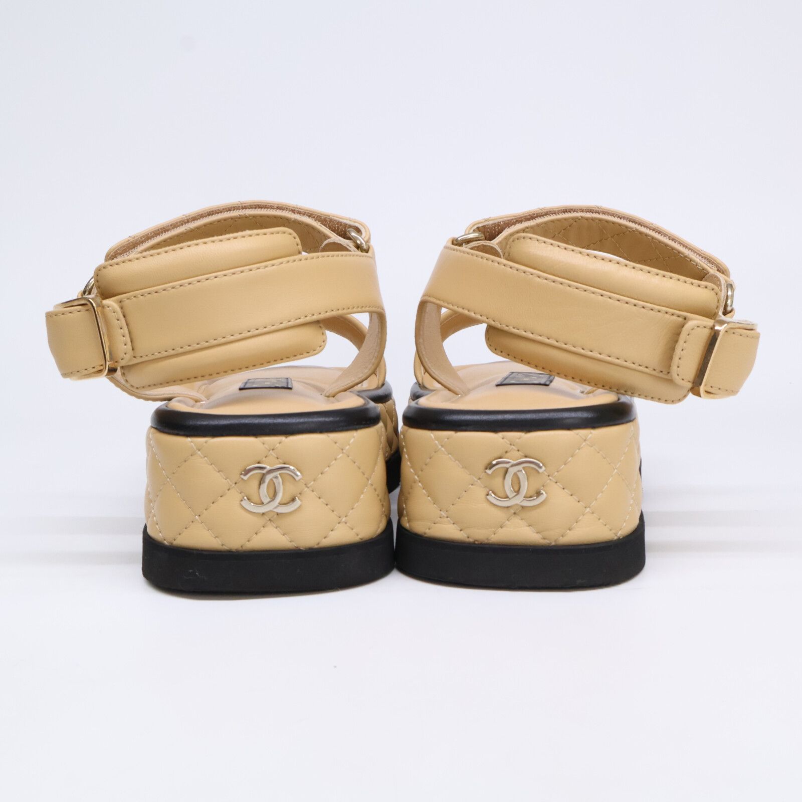 CHANEL シャネル G39143 22A メティエダールコレクション ココマーク