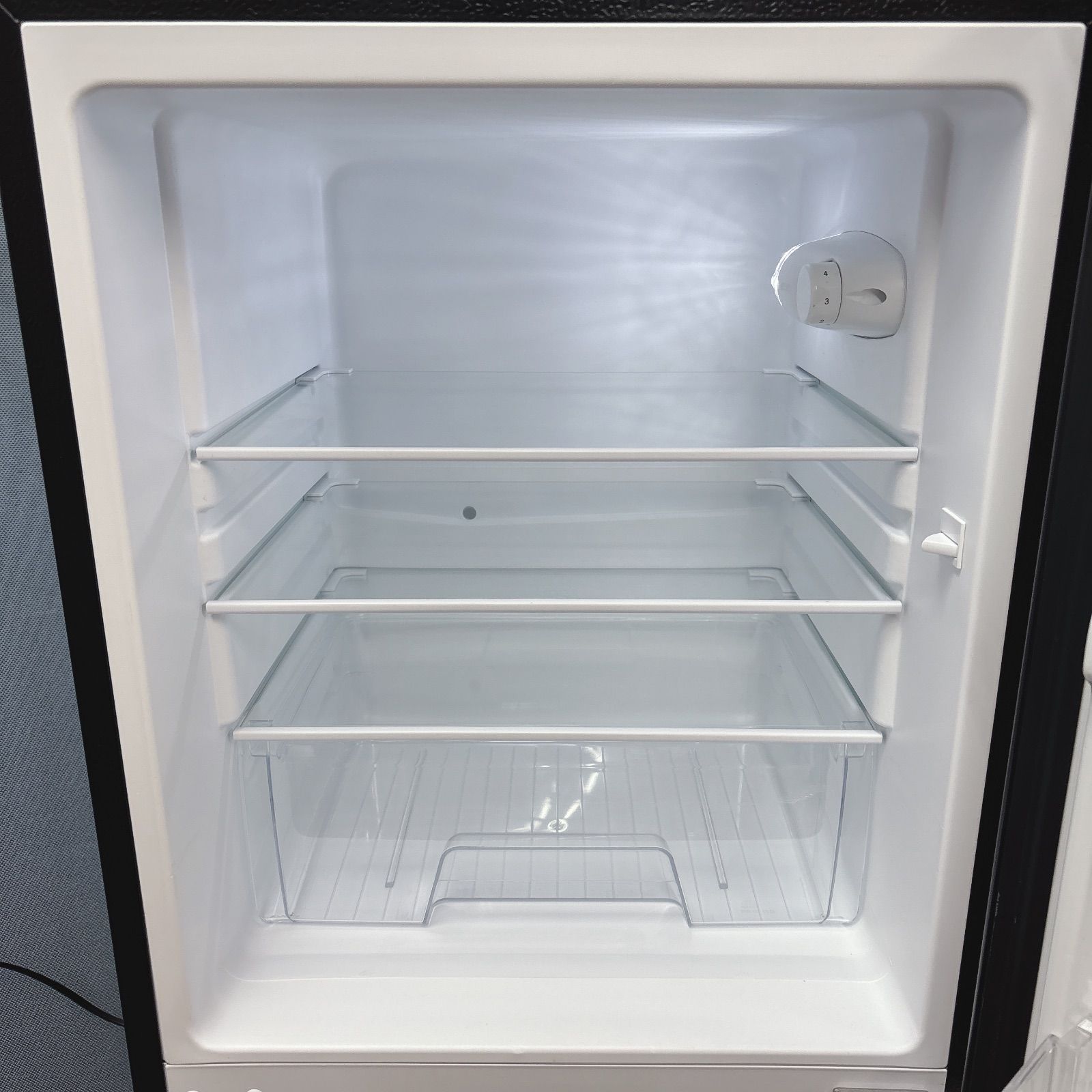 I744 🌈 名古屋市近郊配送設置無料！ 人気のブラック♪ アイリス