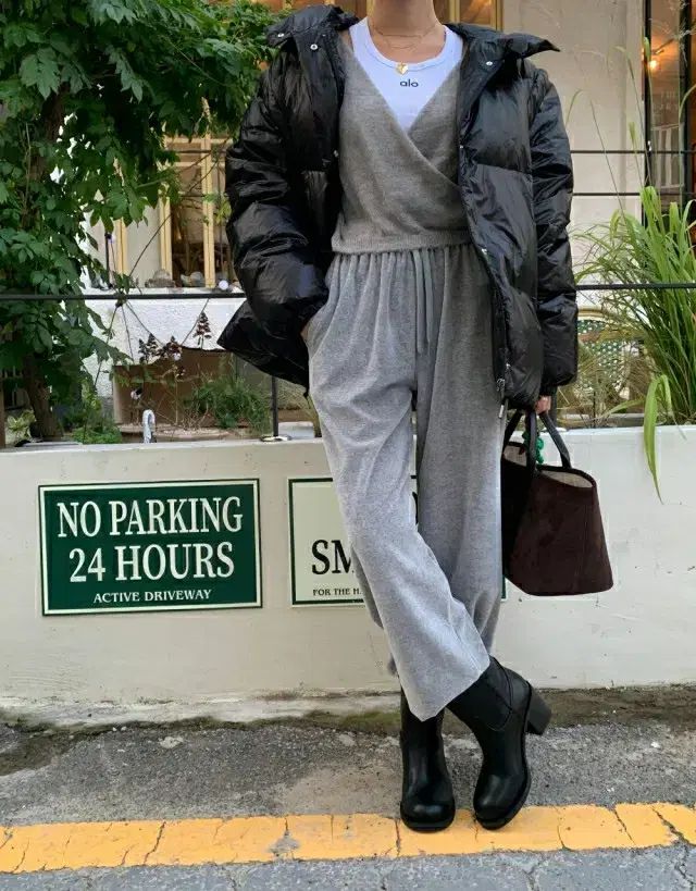 luvmiu BIG VICTOR ビクター ベロアパンツ グレー