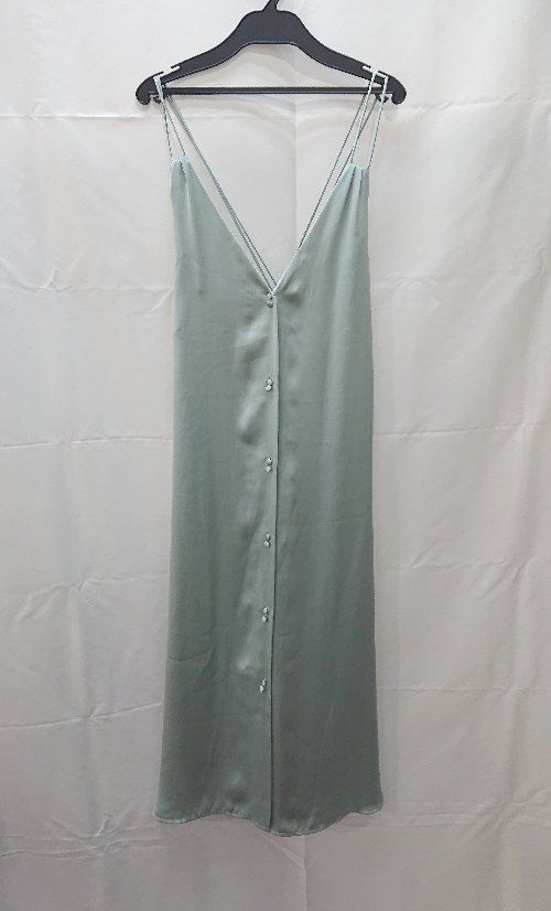 ◇ 31 Sons de mode Vネック サテン ロング キャミソールワンピース  