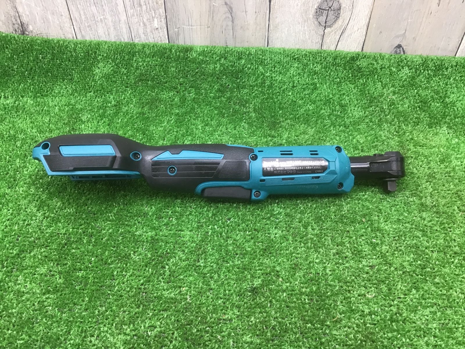 Bランク マキタ makita ♪18 vコードレスラチェットレンチ9 5 sq 3 8” WR 180 DZ♪47 N･m♪全ネジ M 8 ナット対応♪アクトツー ♪B
