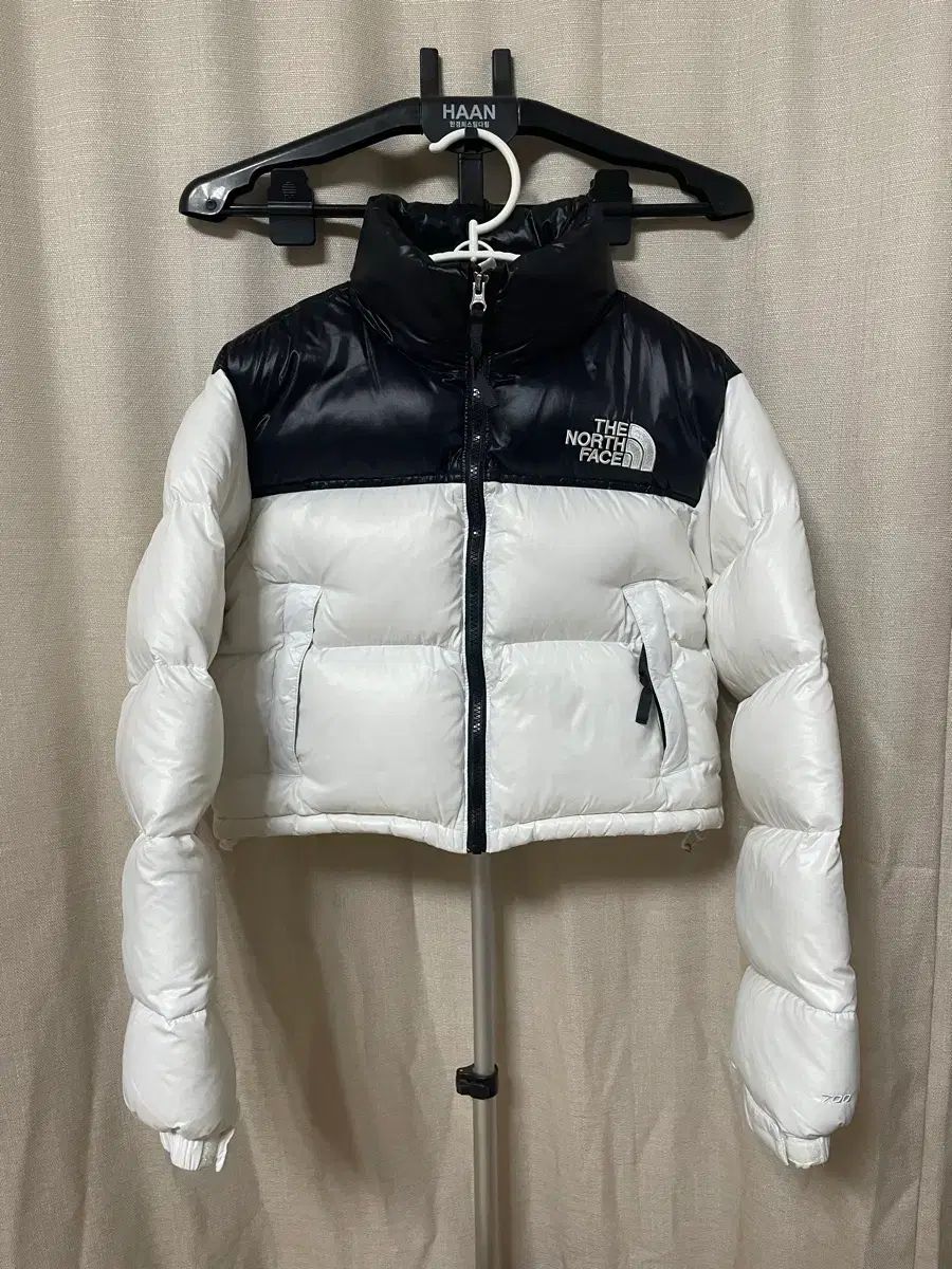 THE NORTH FACE ザノースフェイス 700 ヌプシ BEST ベスト ブラック 白