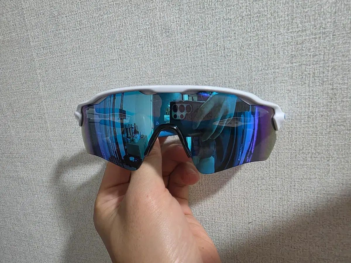 オークリー レイダー EV パス 白 サングラス