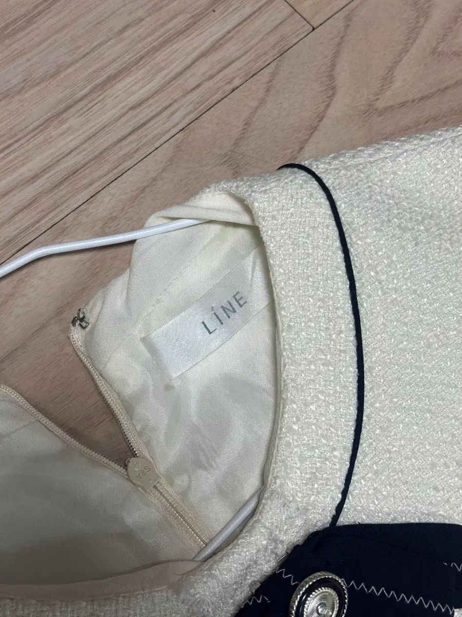  LINE ライン ツイード ONE PIECE 白 長袖 七分袖 ひざ丈ワンピース